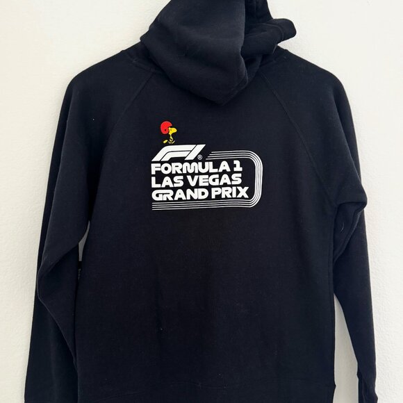 Formula 1 x Peanuts Las Vegas Grand Prix Hoodie – Youth Size Medium -- NEW - Picture 7 of 13